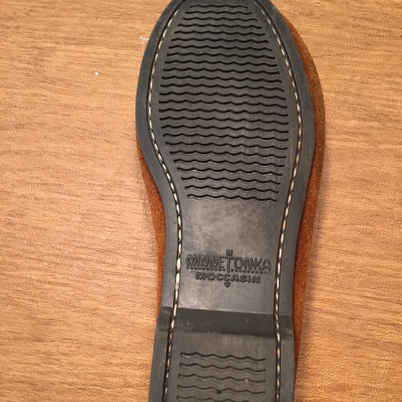 Minnetonka Women's Thunderbird II Moccasins - Picture 4 of 4